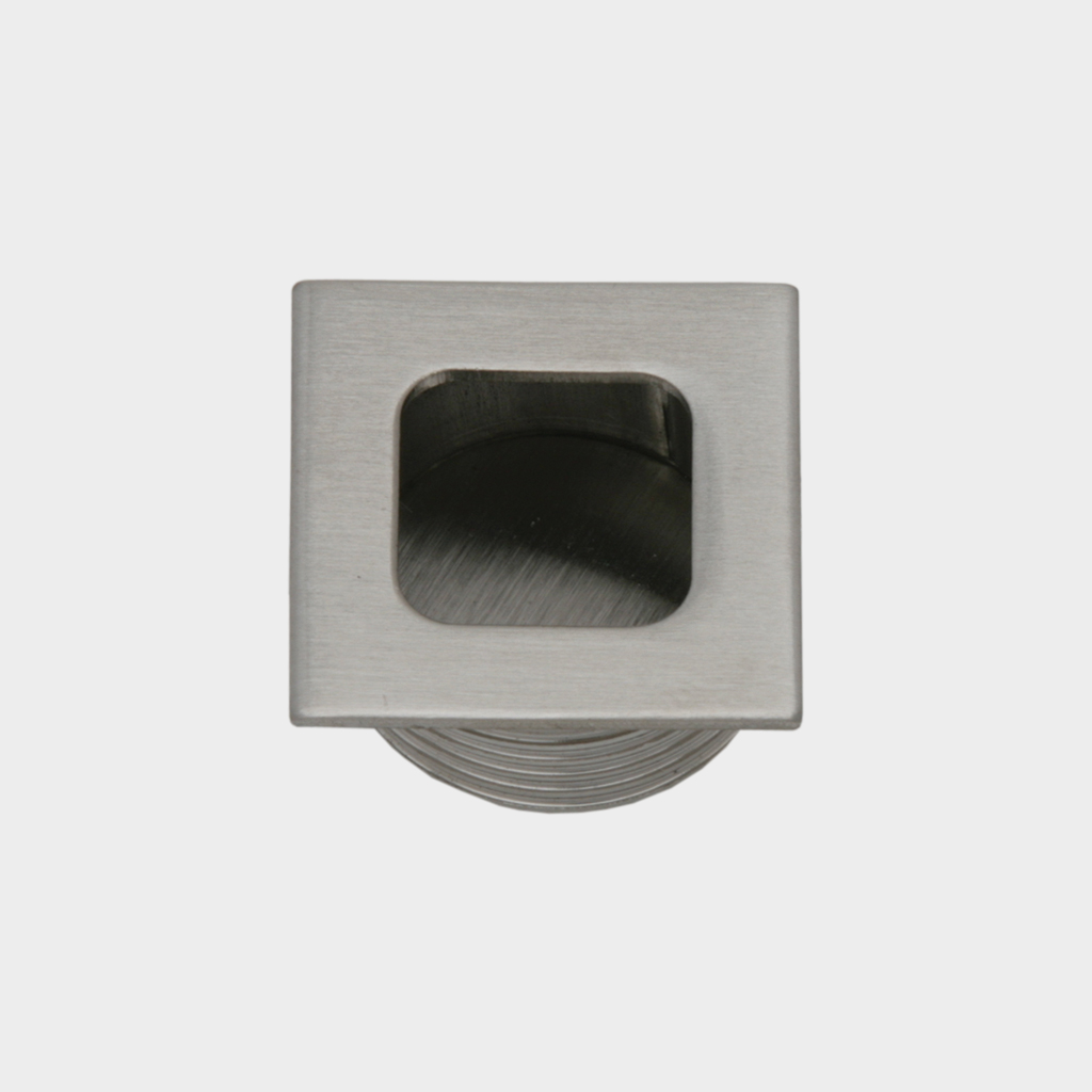 FLUSH FINGER PULL SQUARE 26 x 26mm SDC18524